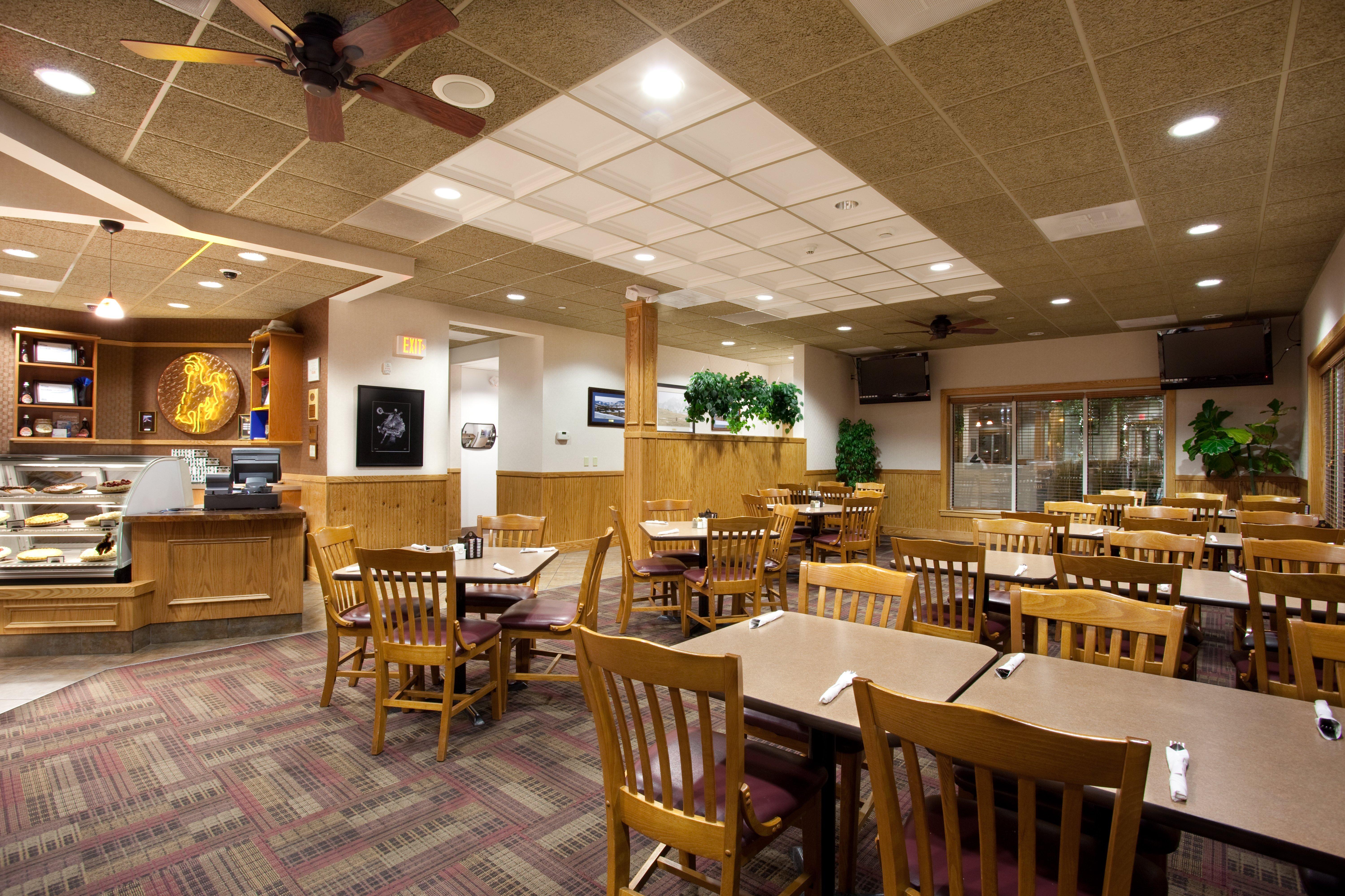 Holiday Inn Laramie By Ihg Экстерьер фото